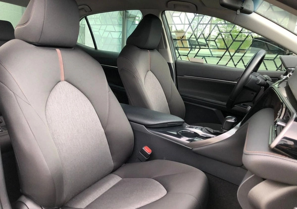 Toyota Camry cena 107900 przebieg: 97621, rok produkcji 2020 z Nowe Miasteczko małe 529
